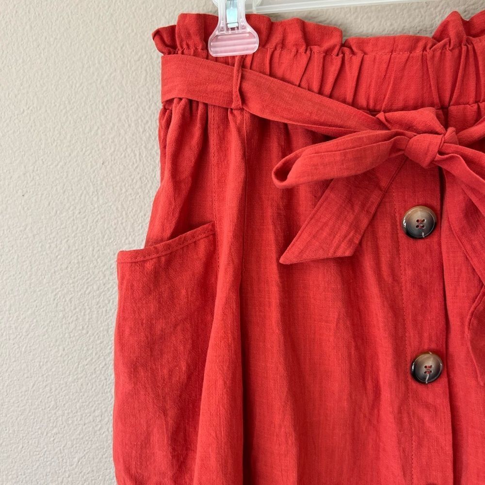 Paperbag Belted Skirt w/ Pockets - Picture 2 of 4